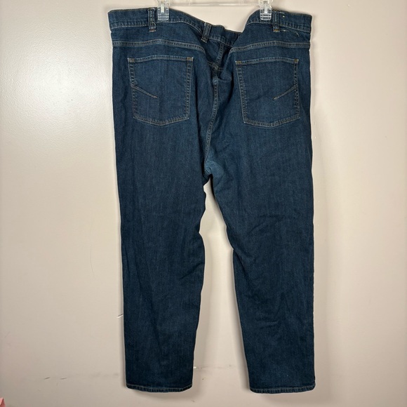 True Nation Men’s Straight Leg Athletic Fit Jeans 52x32 - Picture 4 of 5
